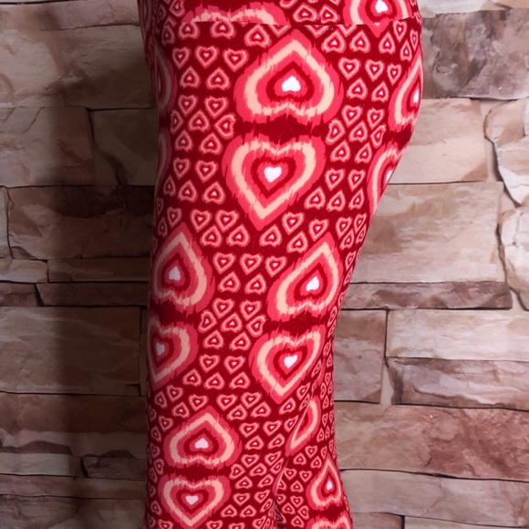 Lula Roe legging (one size) - Picture 2 of 5